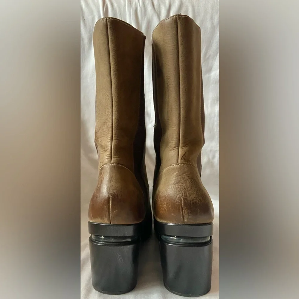 Cole Haan NikeAir Wedge Boots Women's 8.5B Brown Nubuck EUC